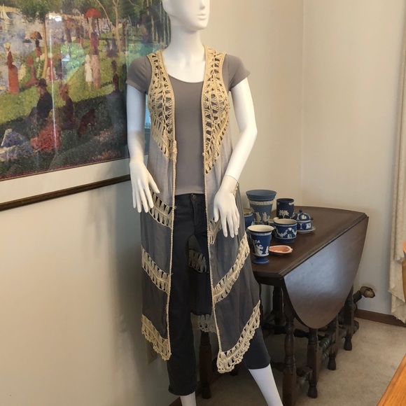 Coco and Carmen Crochet Long Vest New - Picture 2 of 8